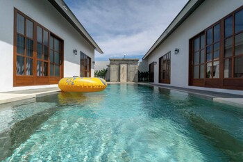 Kardi Residence By Bali Cabin Adults Only,,3 star