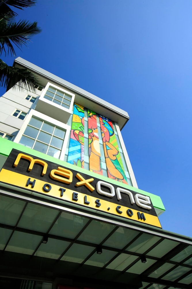 maxone hotels at malang