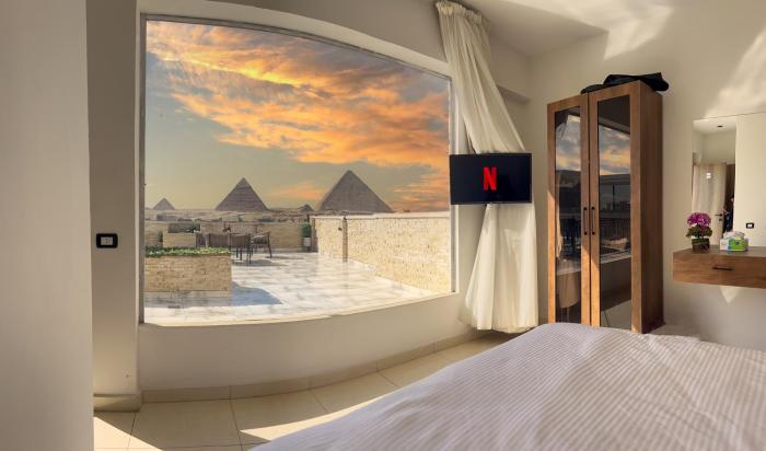 point pyramids view inn