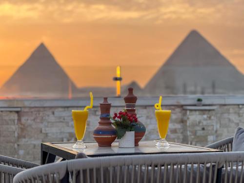 point pyramids view inn