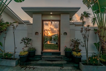 theodosia villa