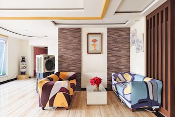 twospaces living at kutisari residence surabaya