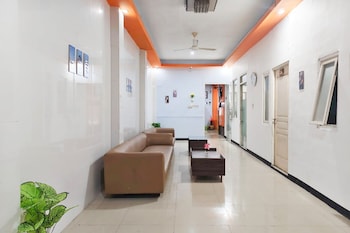 twospaces living at nabila semampir homestay