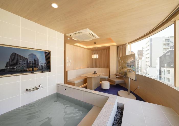 uh suite namba station the spa