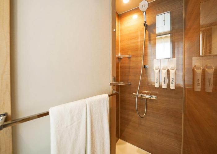 uh suite namba station the spa