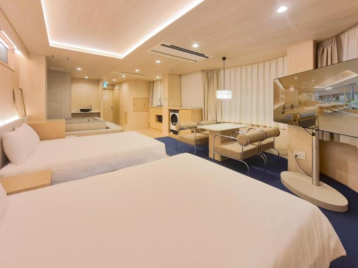 uh suite namba station the spa