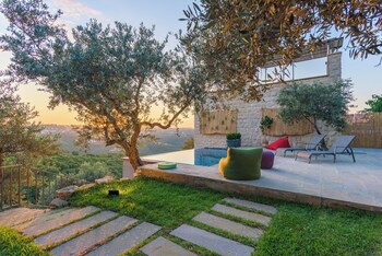 lolivier lauberge de kour 4 br villa w private pool