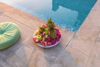 lolivier lauberge de kour 4 br villa w private pool
