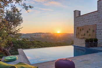 lolivier lauberge de kour 4 br villa w private pool