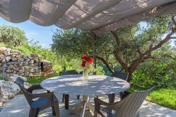 lolivier lauberge de kour 4 br villa w private pool
