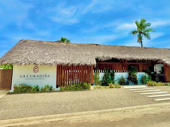 la curadina encuentro surf hotel