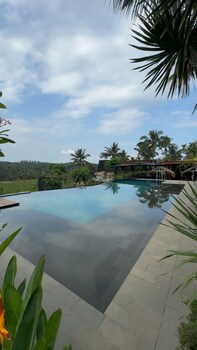 Bukit Langit Campventure,,3 star