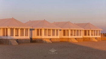 padam desert camp jaisalmer