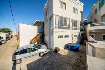 2br apt w suite 100m bombas beach ror0001