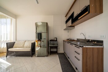 2Br Apt W/Suite 100M Bombas Beach Ror0001,,2 star