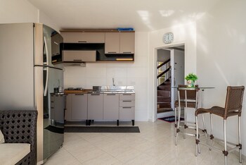 2Br Apt W/Suite 100M Bombas Beach Ror0001,,2 star