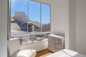 2br apt w suite 100m bombas beach ror0001