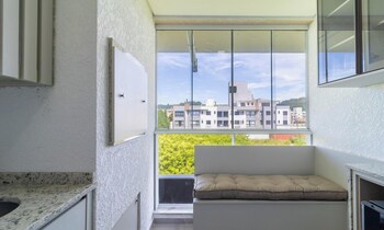 comfort and pool near the beach rhl0302