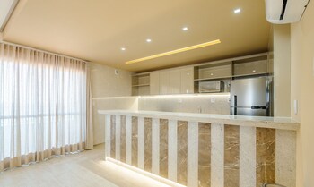 Condo. W/ Pool And Gym 70 M From The Beach - Sma,,2 star
