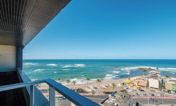 condo w pool and gym 70 m from the beach sma