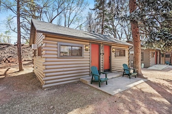 timber lodge cabin 12
