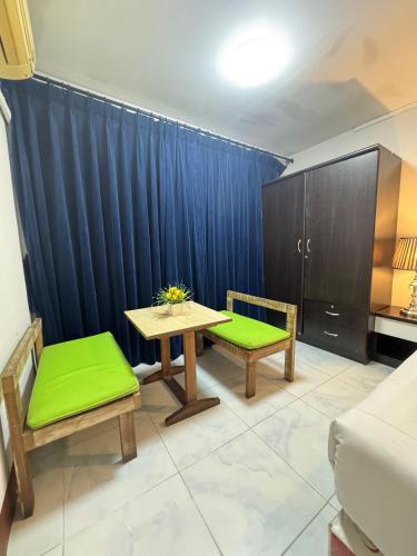 la casa residencies