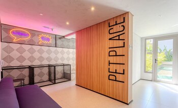 zen studio w panoramic view of sao paulo onj2612