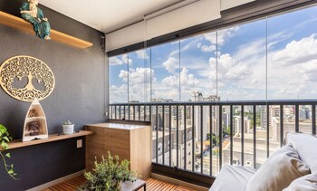 zen studio w panoramic view of sao paulo onj2612