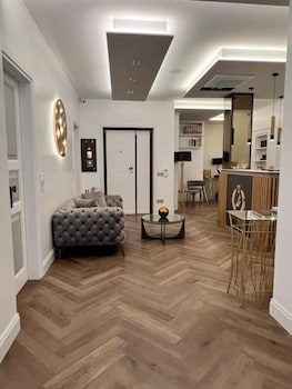 sofia ultra suite collection