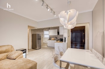 grand stay apartment in rehab city