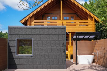 Sakata Log House,,4 star
