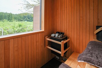 sakata log house