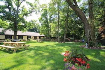 The Earl Of Sandwich Motel,Cape Cod>>Barnstable,2 star
