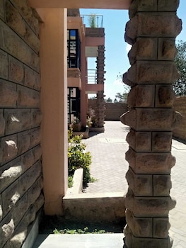 lux suites samora villas athiriver