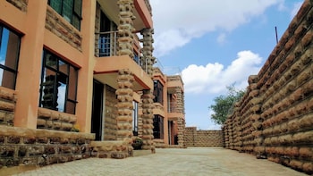 lux suites samora villas athiriver