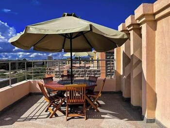 lux suites samora villas athiriver