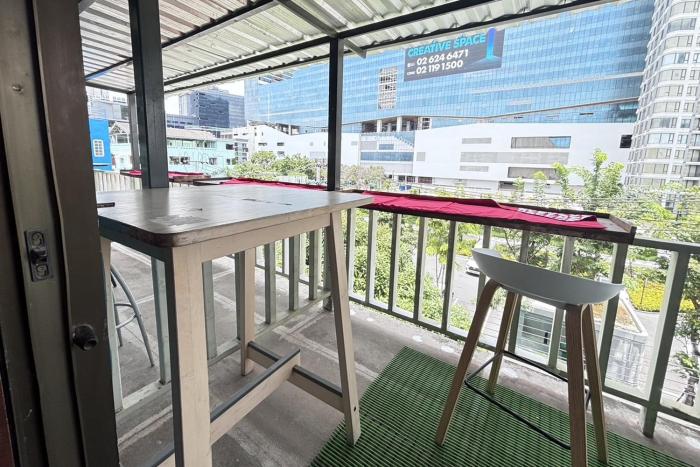 sunshiny bb hostel near punnavithi bts station