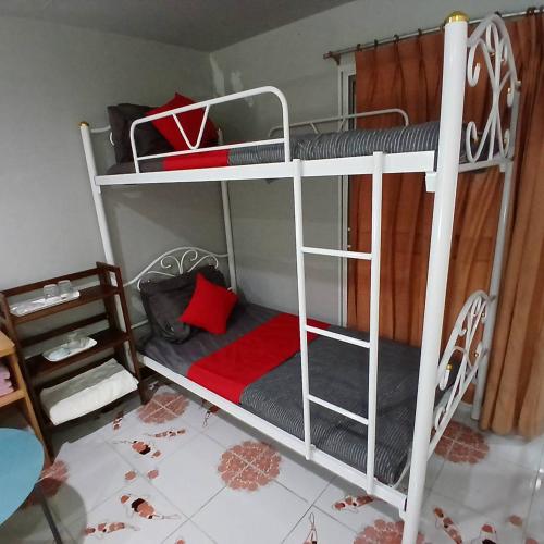 sunshiny bb hostel near punnavithi bts station