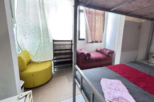 sunshiny bb hostel near punnavithi bts station