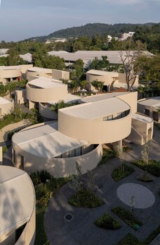 centara karon villas phuket