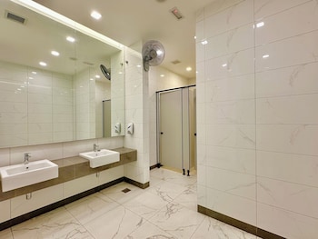 paradigm residence by stayrene