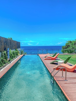 The South Hideaway Oslob,,3 star