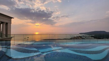 Aura Apartment,,4 star