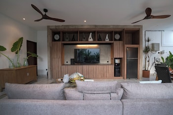 Deo Villa Seminyak,,4 star