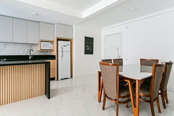 beautiful apart 5 minutes from jurere beach epc025