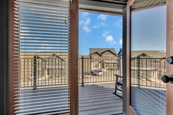 cozy cub luxury cabin pigeon forge