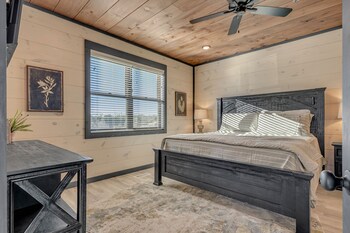 cozy cub luxury cabin pigeon forge