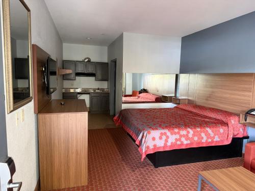 budget host inn stafford houston