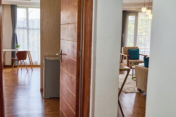 sangara by edmor suites
