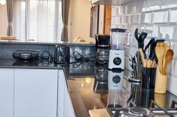 Sangara By Edmor Suites.,,3 star